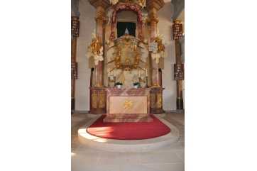 Kirchenbankteppiche für Altare