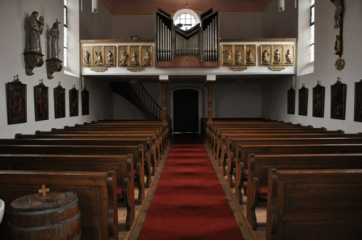 Hochwertige Teppiche für Kirchen und Gemeinden